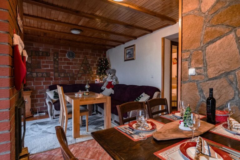 planinska-kuca-ela-visit-kupres-booking (18)