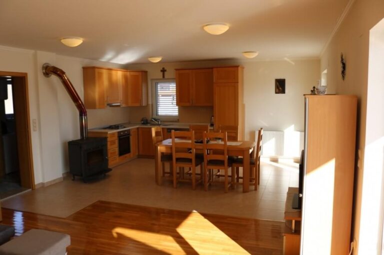 kuca-za-odmor-bradvica-visit-kupres-booking (11)