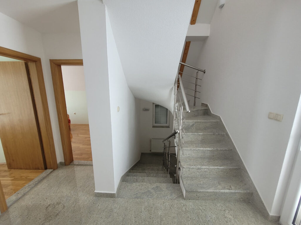 kuca-za-odmor-bradvica-visit-kupres-booking (2)