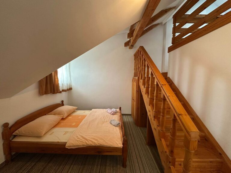 pansion-tomas-1-visit-kupres-booking (5)