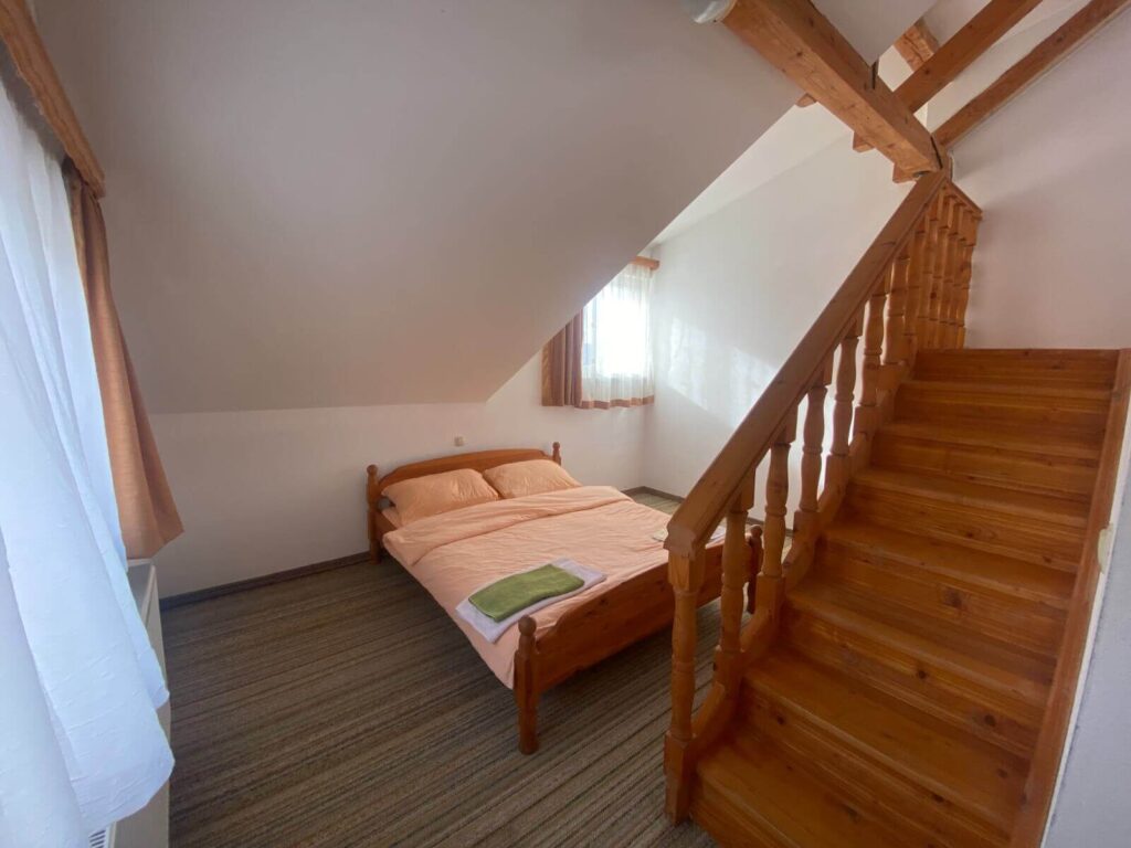 pansion-tomas-1-visit-kupres-booking (8)