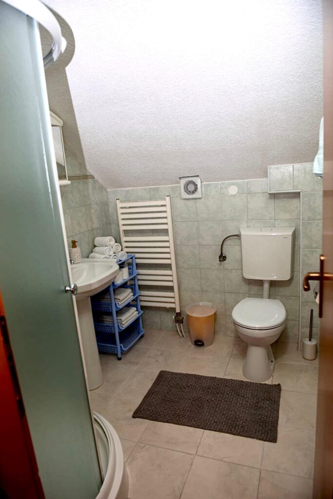 apartman-nikolina-visit-kupres-booking (1)